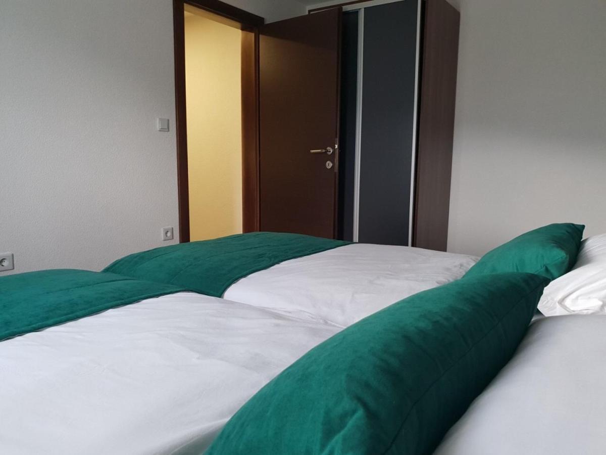 Apartments And Rooms Villa Majestic บีฮัช ภายนอก รูปภาพ