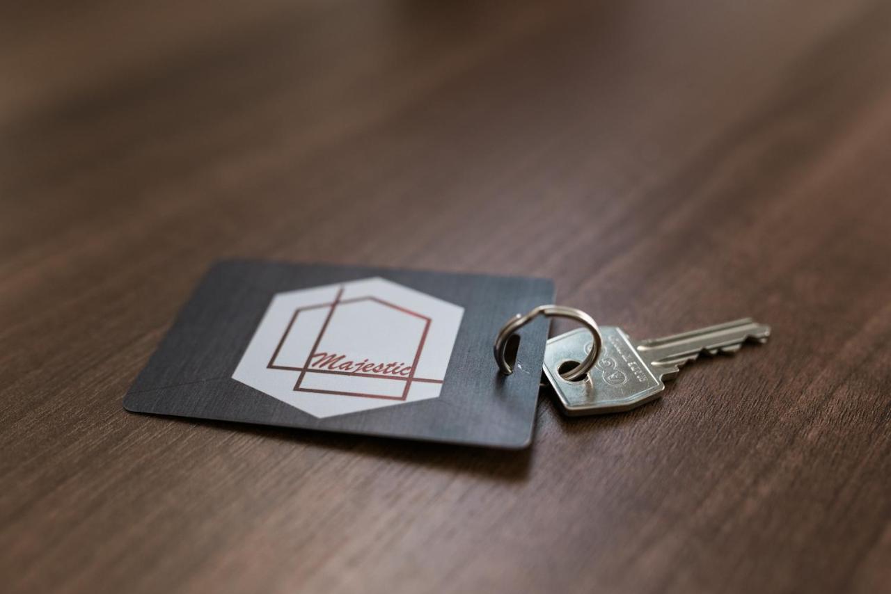 Apartments And Rooms Villa Majestic บีฮัช ภายนอก รูปภาพ