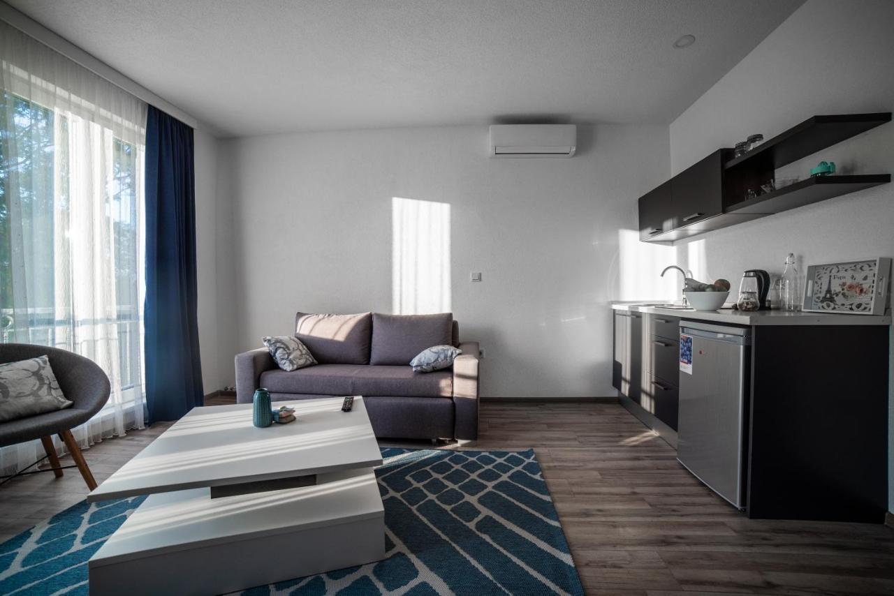 Apartments And Rooms Villa Majestic บีฮัช ภายนอก รูปภาพ