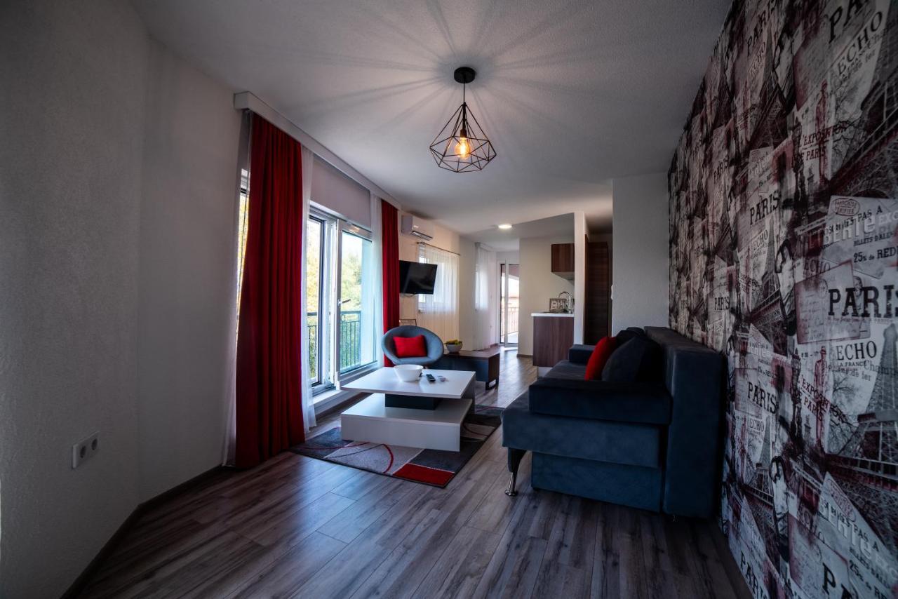 Apartments And Rooms Villa Majestic บีฮัช ภายนอก รูปภาพ